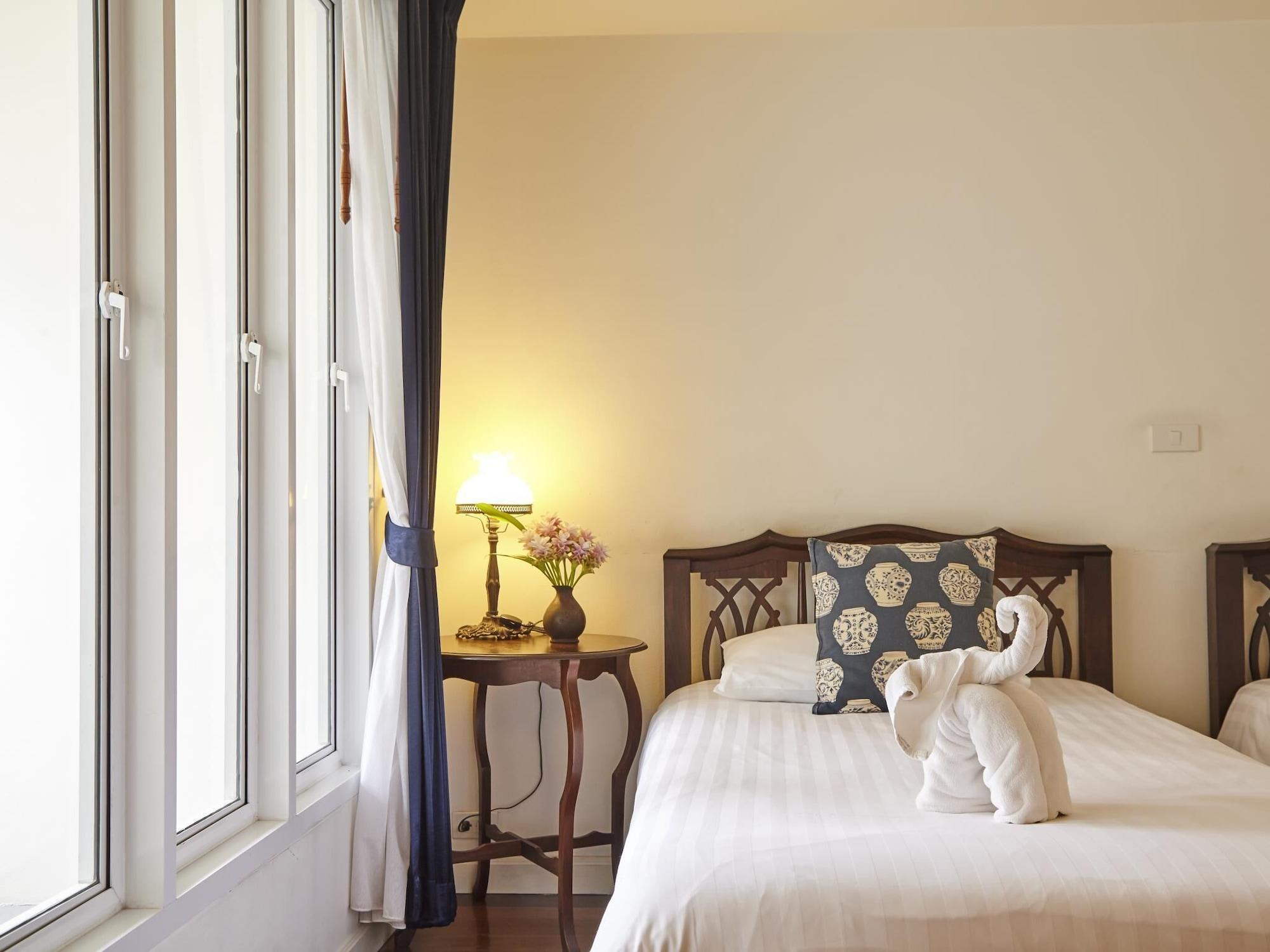 Hotel Ssip Boutique Dhevej Bangkok (Adults Only) Esterno foto