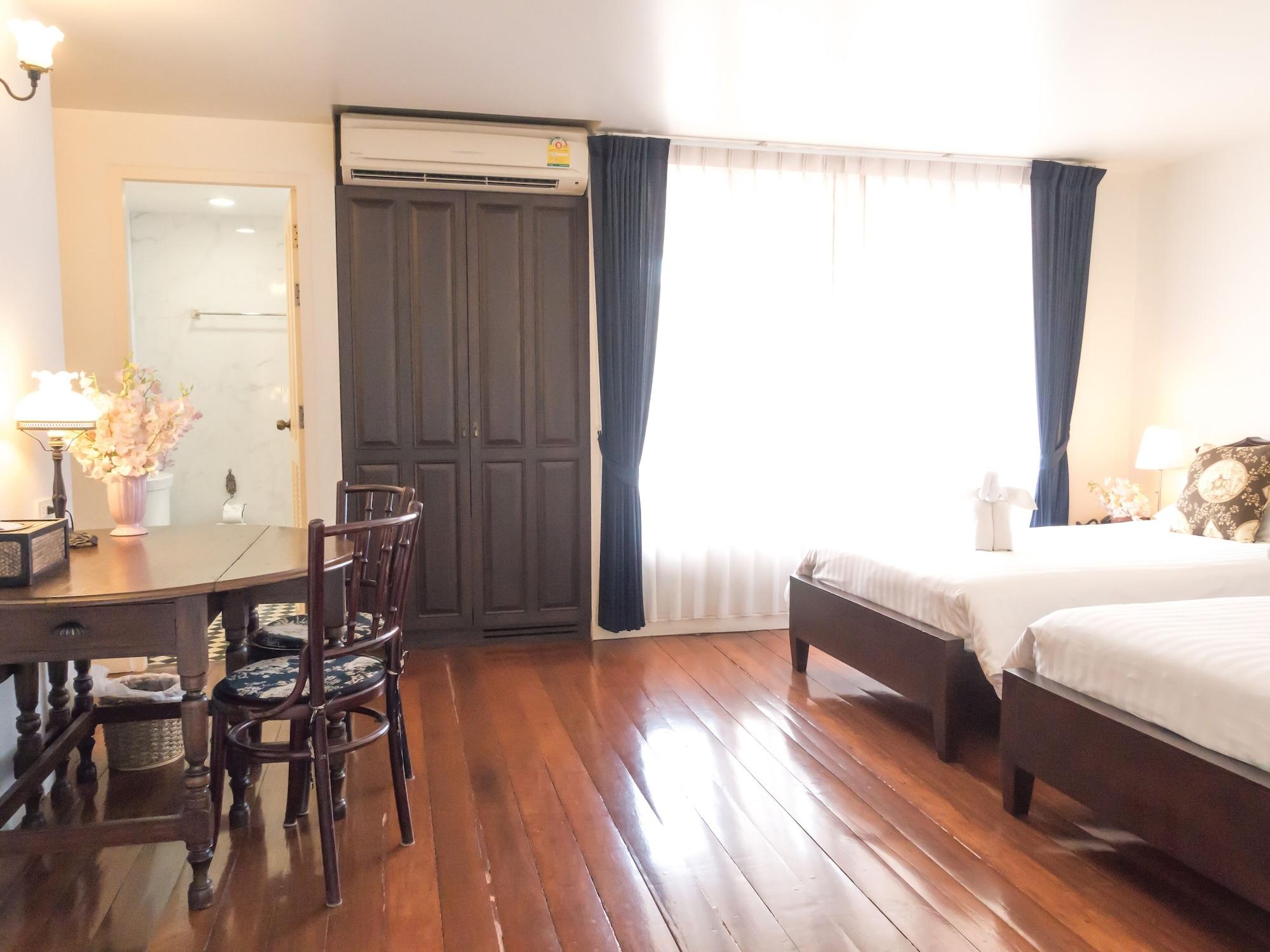 Hotel Ssip Boutique Dhevej Bangkok (Adults Only) Esterno foto