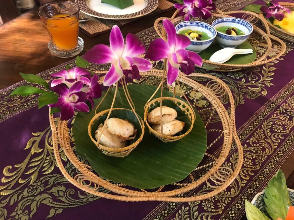 Hotel Ssip Boutique Dhevej Bangkok (Adults Only) Esterno foto