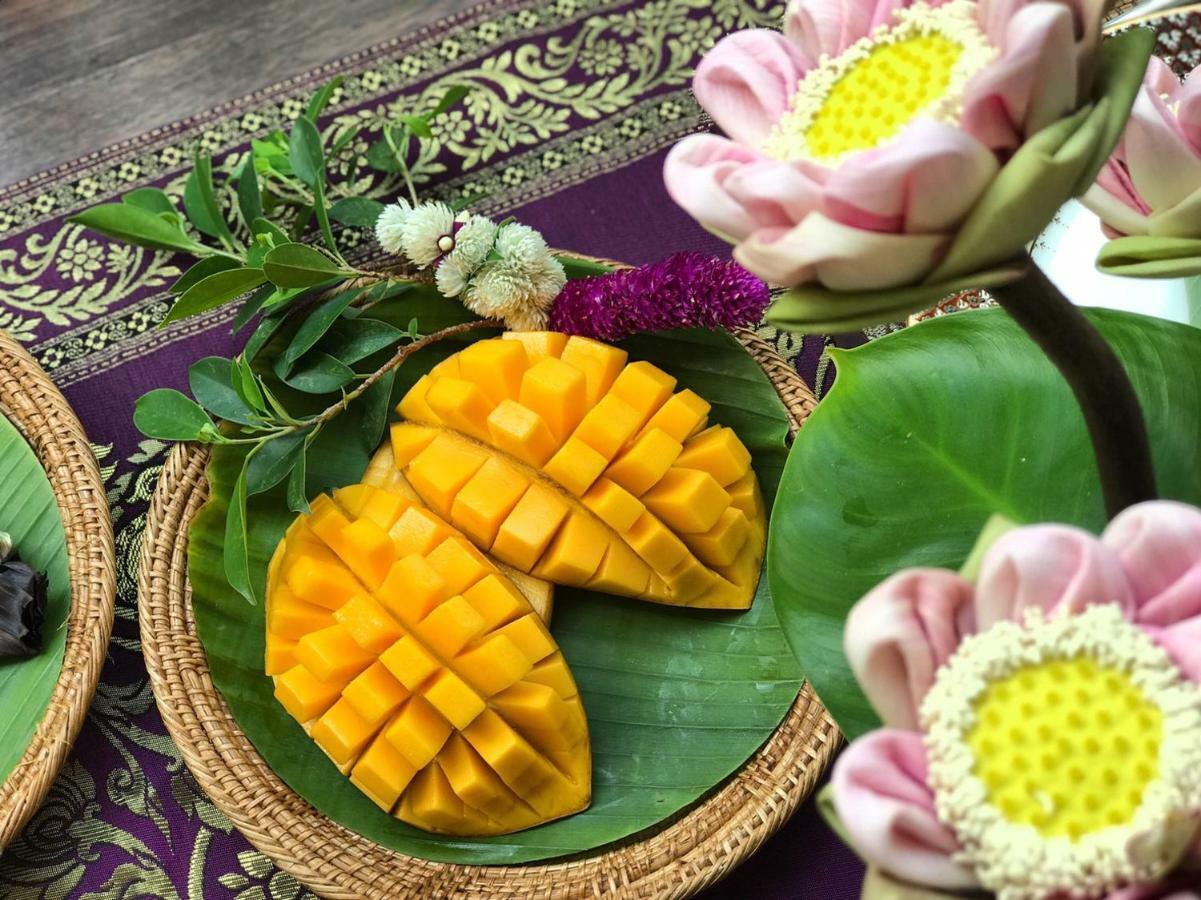 Hotel Ssip Boutique Dhevej Bangkok (Adults Only) Esterno foto